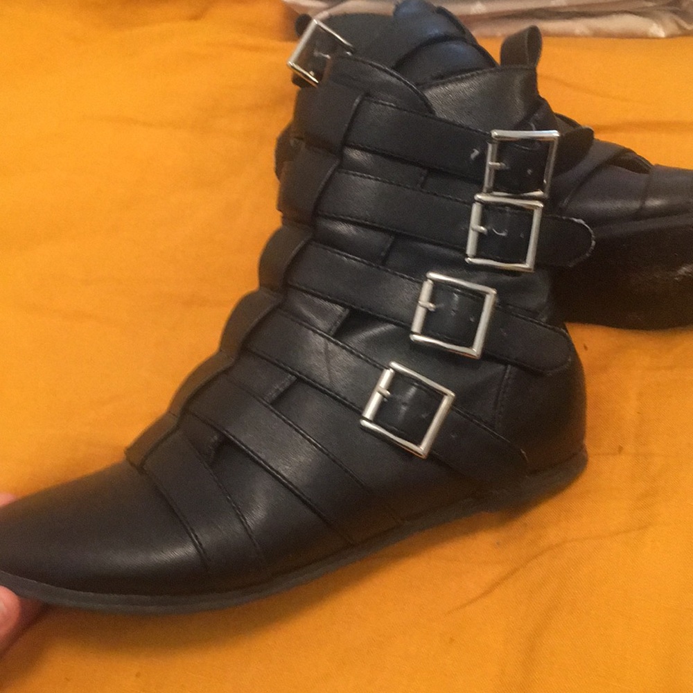 Ankle boot